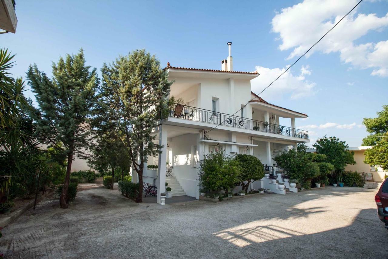 All You Need Is Nafplio Apartment Bagian luar foto