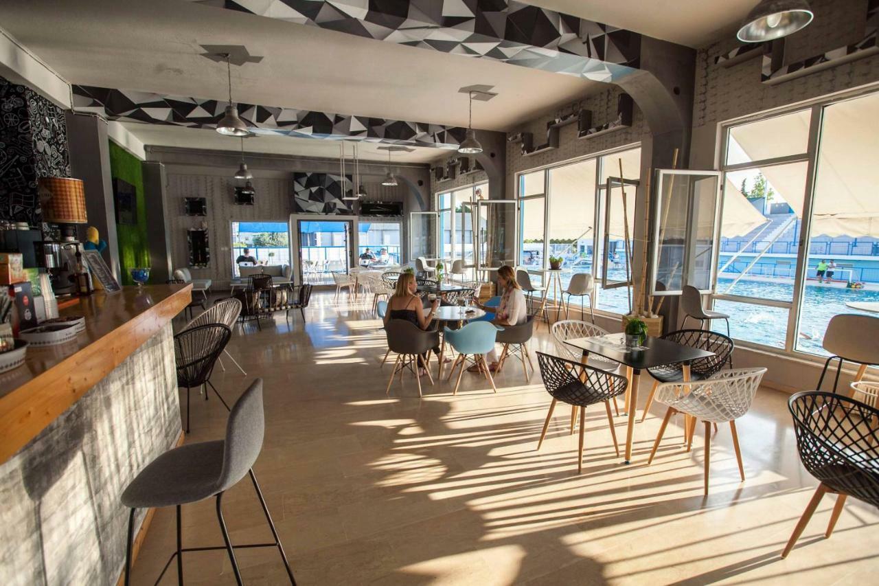 All You Need Is Nafplio Apartment Bagian luar foto