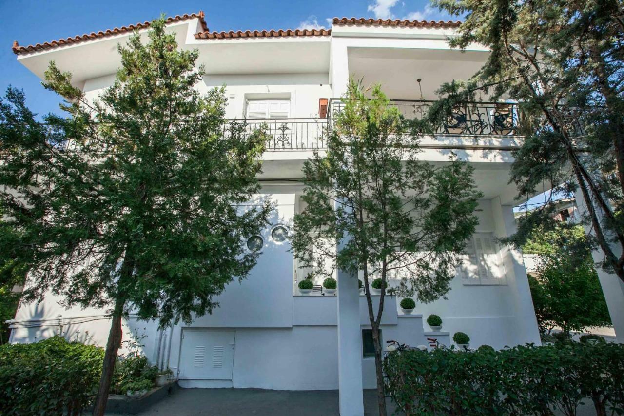 All You Need Is Nafplio Apartment Bagian luar foto